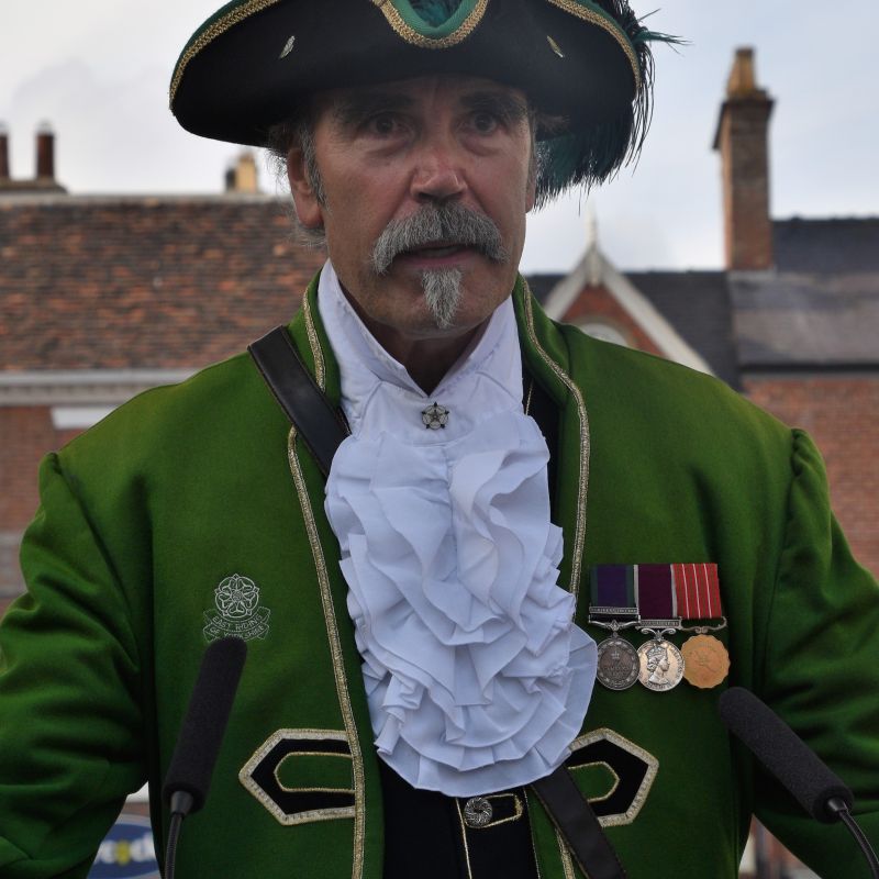 Oyez Oyez Town Crier To Send Off Passengers At Beverley This Yorkshire Day