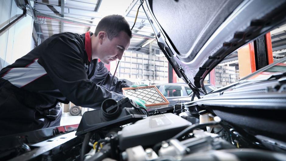 Feel The Joys Of Spring With A Vauxhall Fixed Price Service 1 Jpg