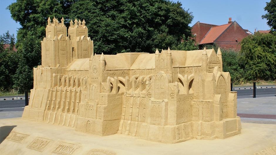 minster sand sculpture july 17 jpg