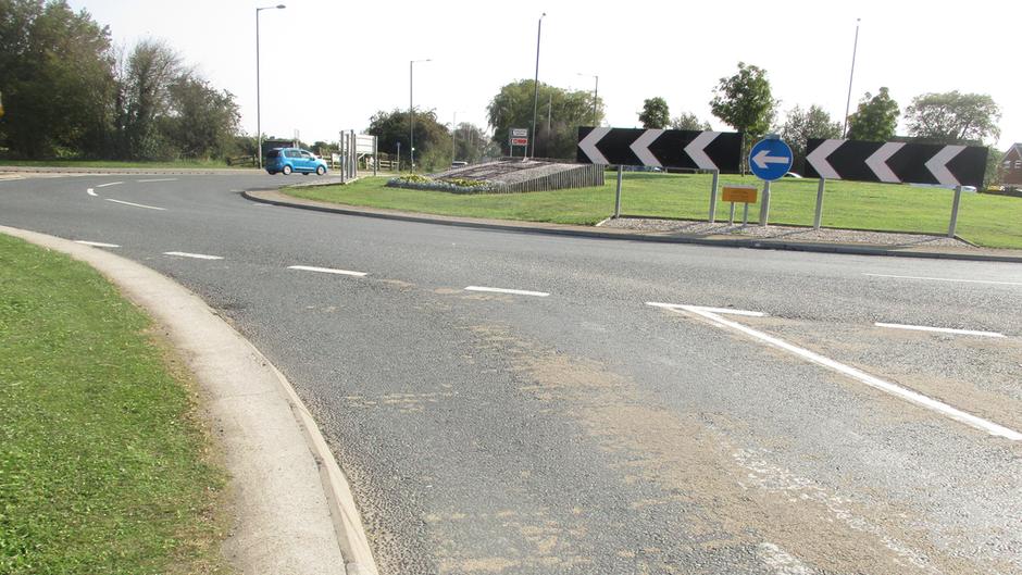 Swinemoor Roundabout 1