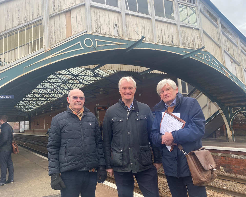 Graham With Michael Hildyard Left And Richard Lidwell Right From The Beverley Civic Society