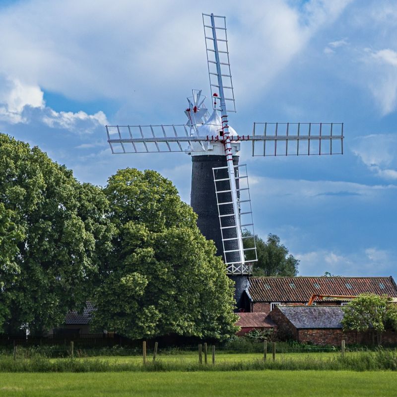 Landmark Moment As Sails Return To Historic Skidby Mill